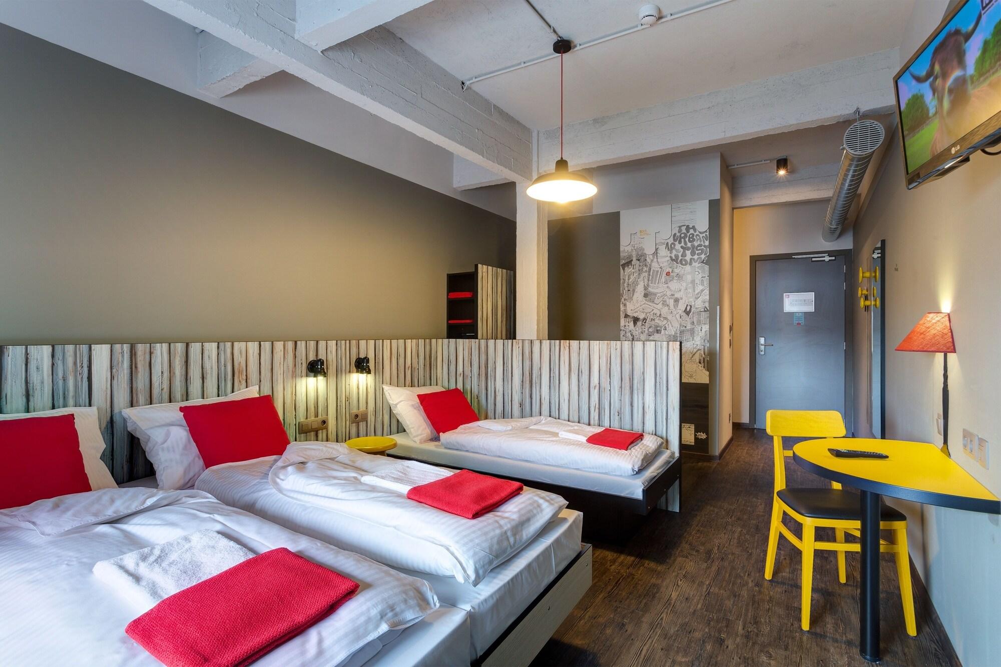 Meininger Hotels Bruxelles City Center Sint-Jans-Molenbeek Exterior photo