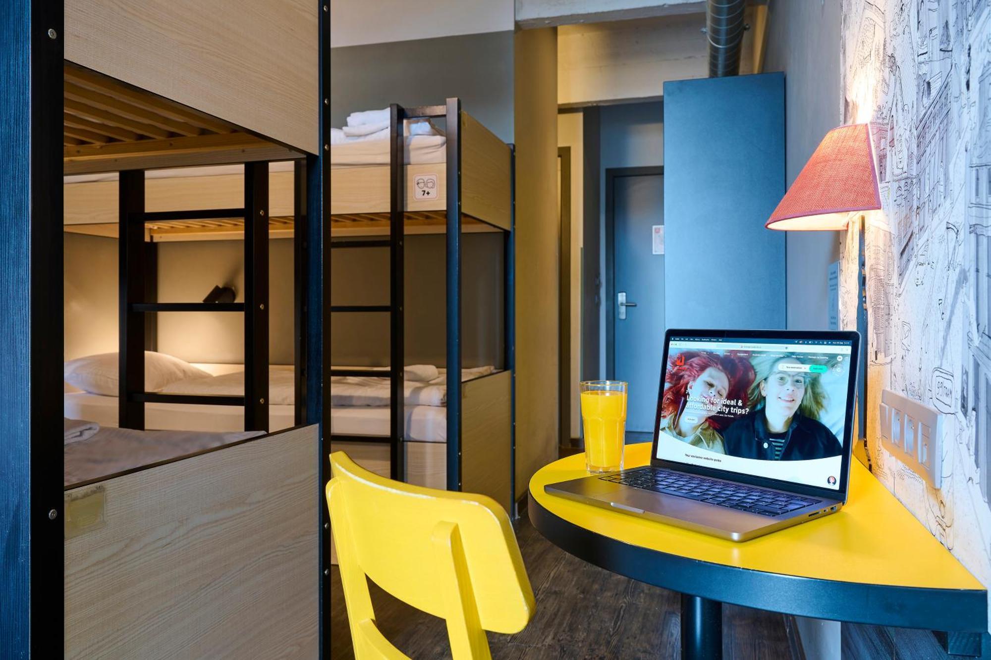 Meininger Hotels Bruxelles City Center Sint-Jans-Molenbeek Exterior photo