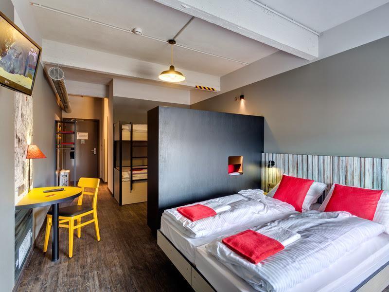 Meininger Hotels Bruxelles City Center Sint-Jans-Molenbeek Exterior photo